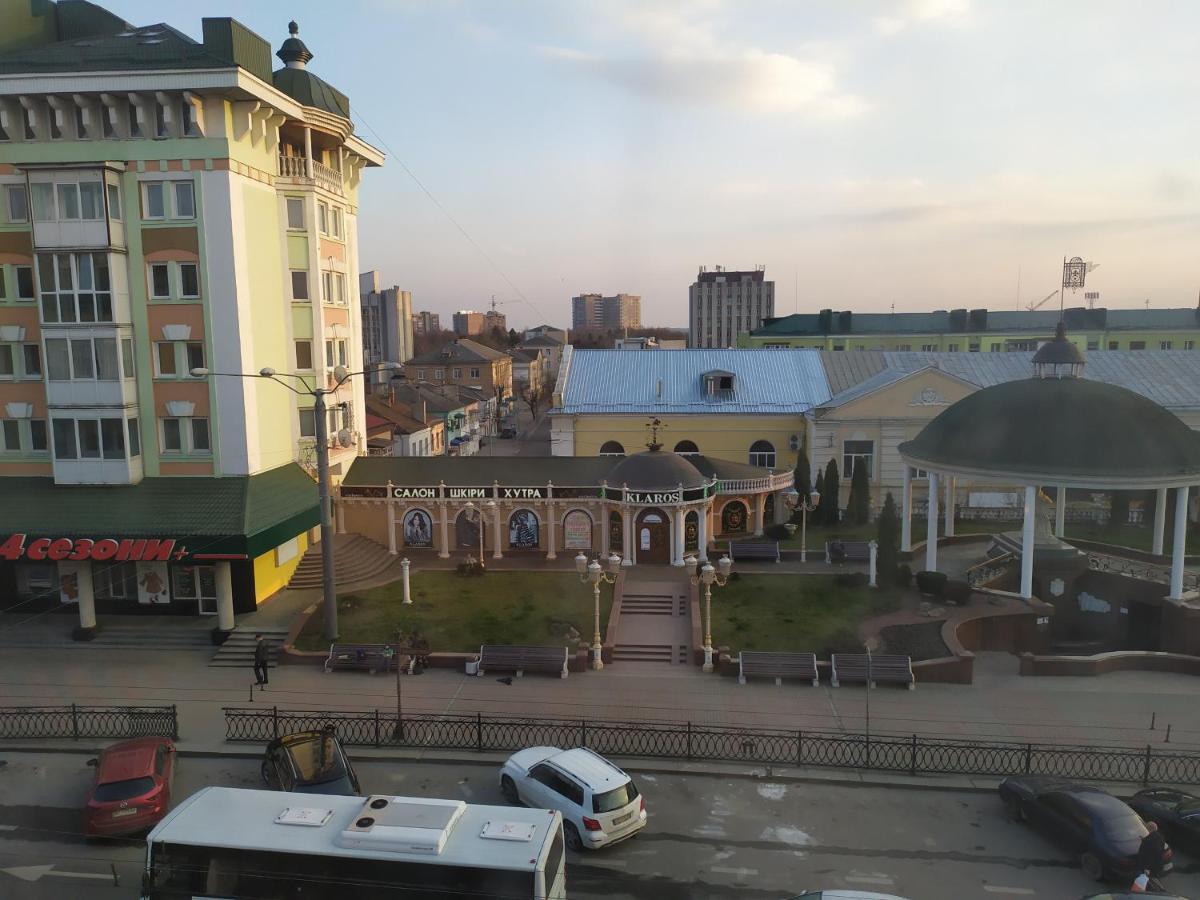 Апартаменти Світлий Ранок Та Затишний Вечір Rivne Dış mekan fotoğraf